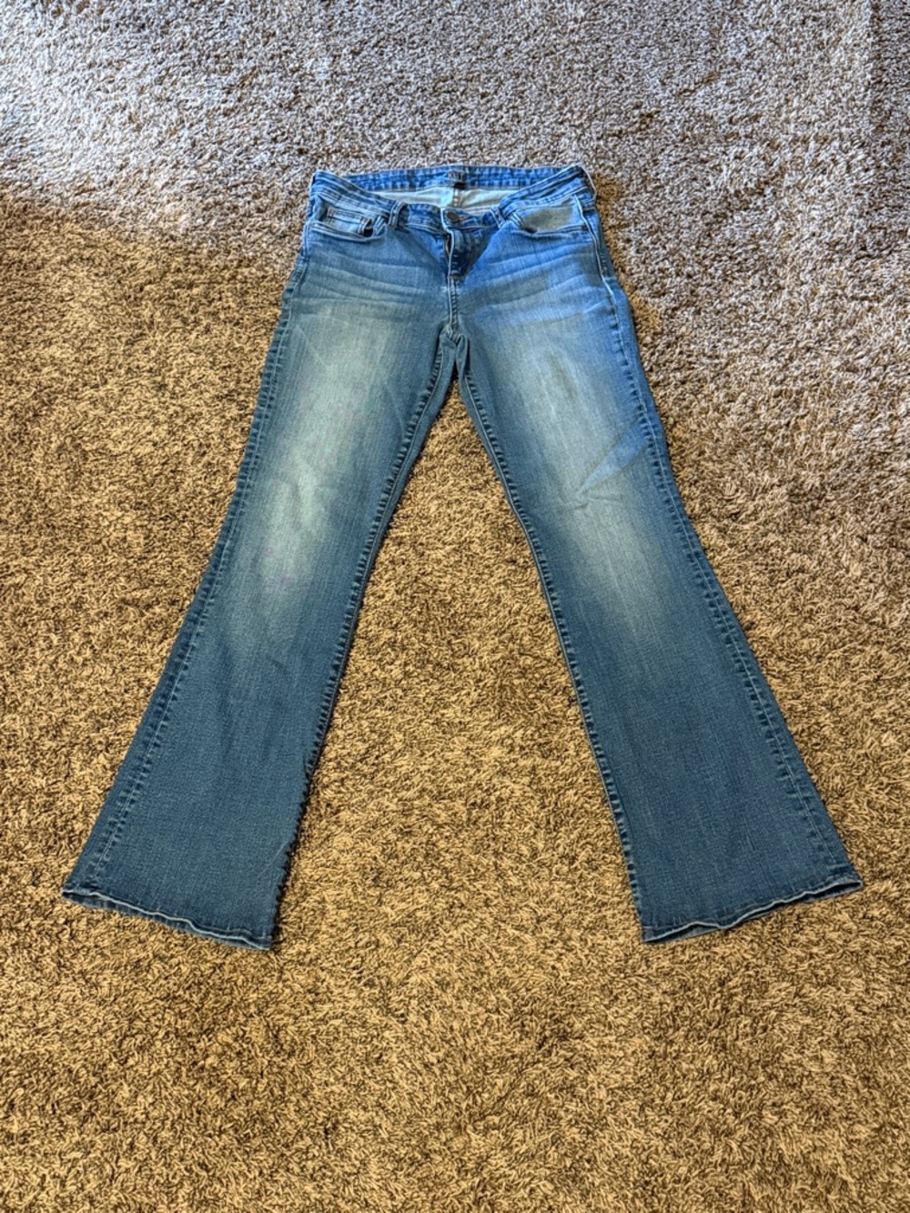 Kut from the Kloth Medium Blue Flared Jeans